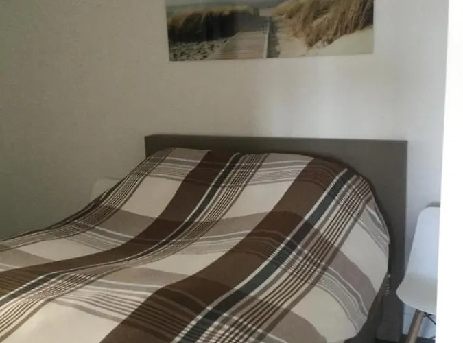 Zeeparel Apartment *